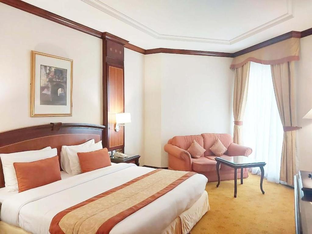 Hotel Knight Castle 5*